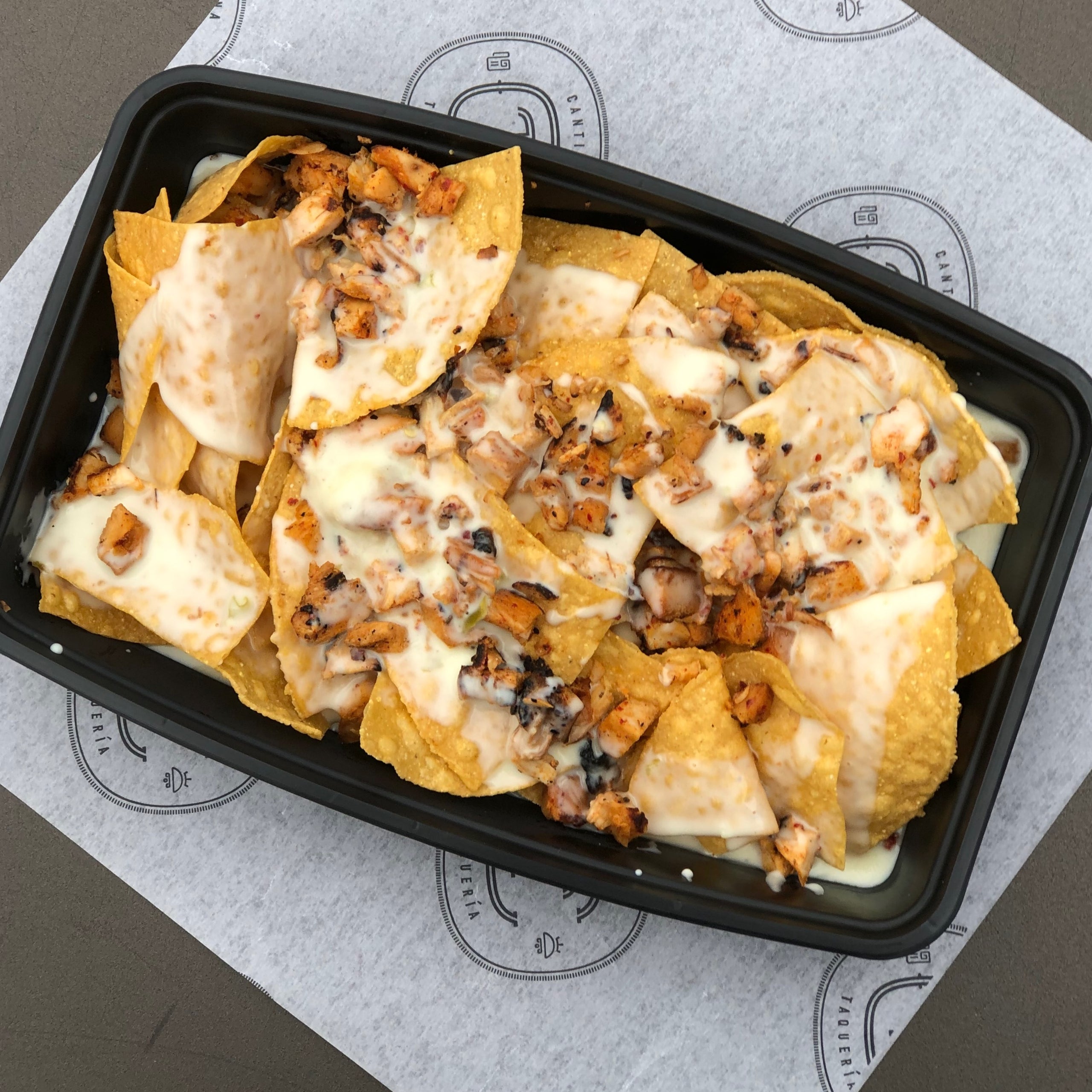 Classic Nachos CT Reforma Taqueria